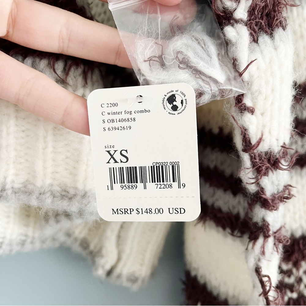 NWT Free People Check Me Out Pullover Sweater in Winter Fog Combo - Picture 4 of 7